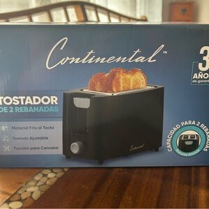 Black 2-Slice Toaster